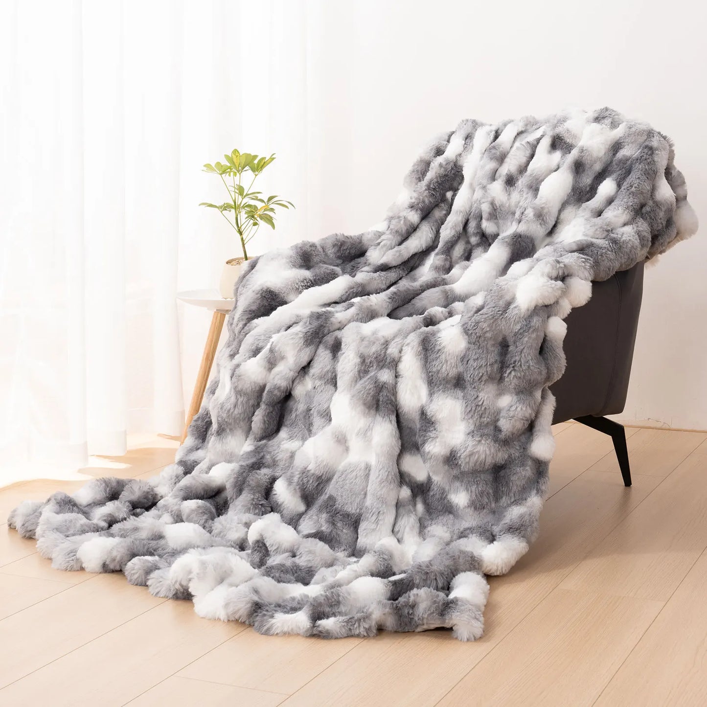 Faux Rabbit Fur Blanket